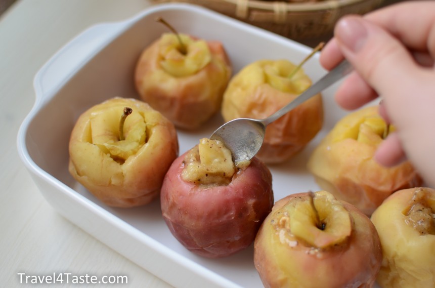 Baked Apples with Banana and Walnuts Filling – Travel For Taste